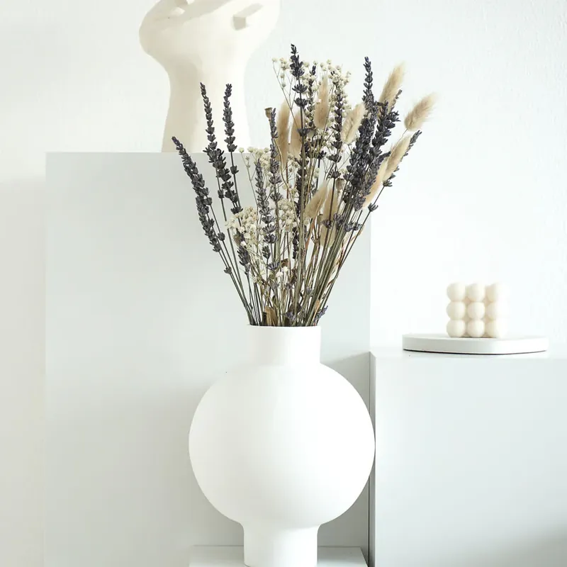 Lavendel Dreams Trockenblumenstrauß in beige-lila aus Lavendel und Lagurus Solange Der Vorrat Reicht